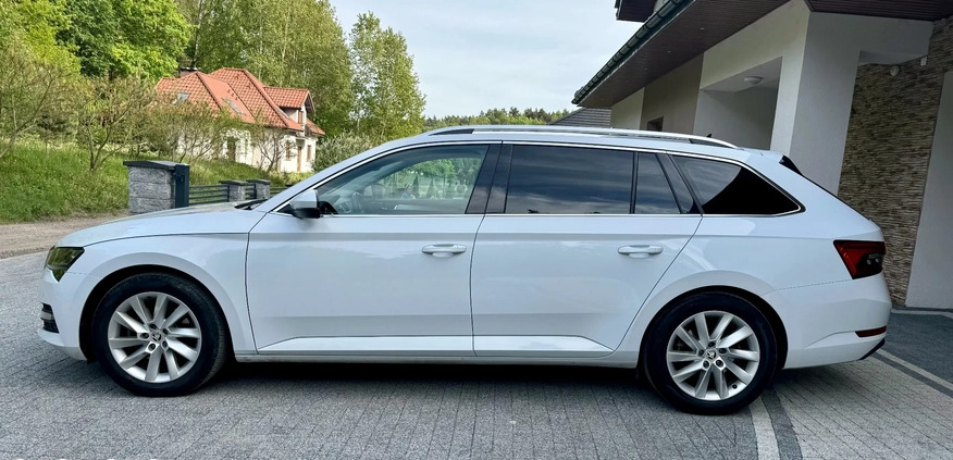 Skoda Superb cena 92250 przebieg: 125670, rok produkcji 2019 z Siedliszcze małe 191